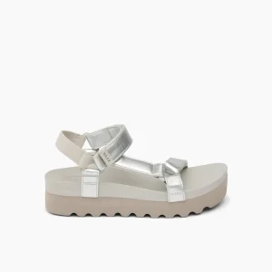 REEF Cushion Rem Hi | Women Sandals