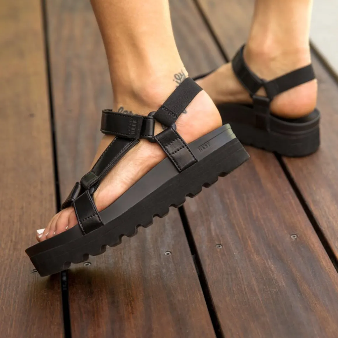REEF Cushion Rem Hi | Women Sandals