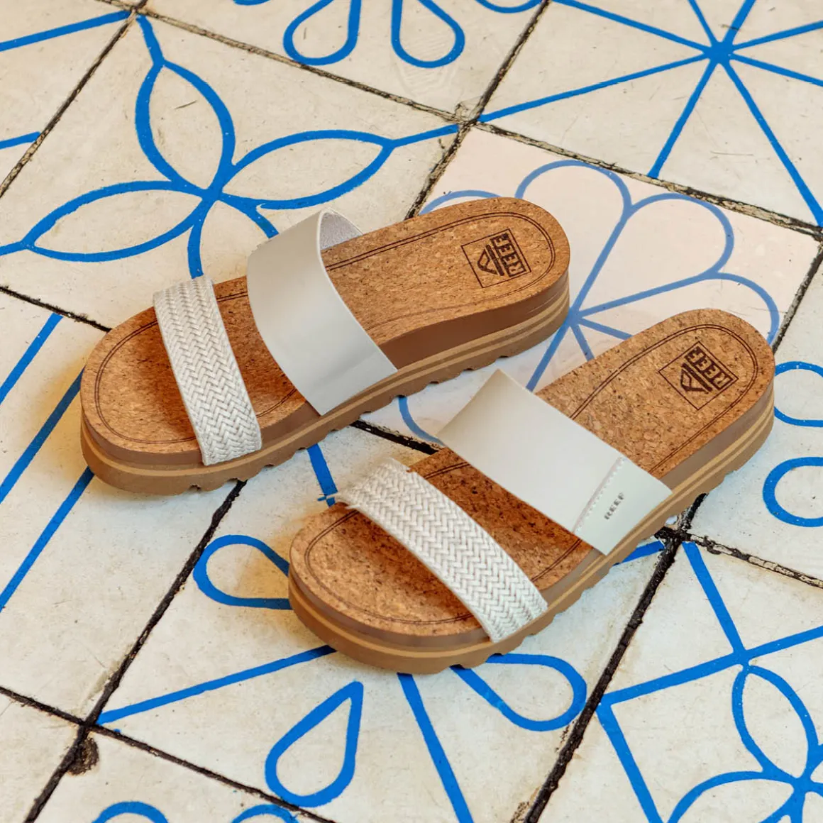 REEF Cushion Vista Hi | Women Slides | Sandals