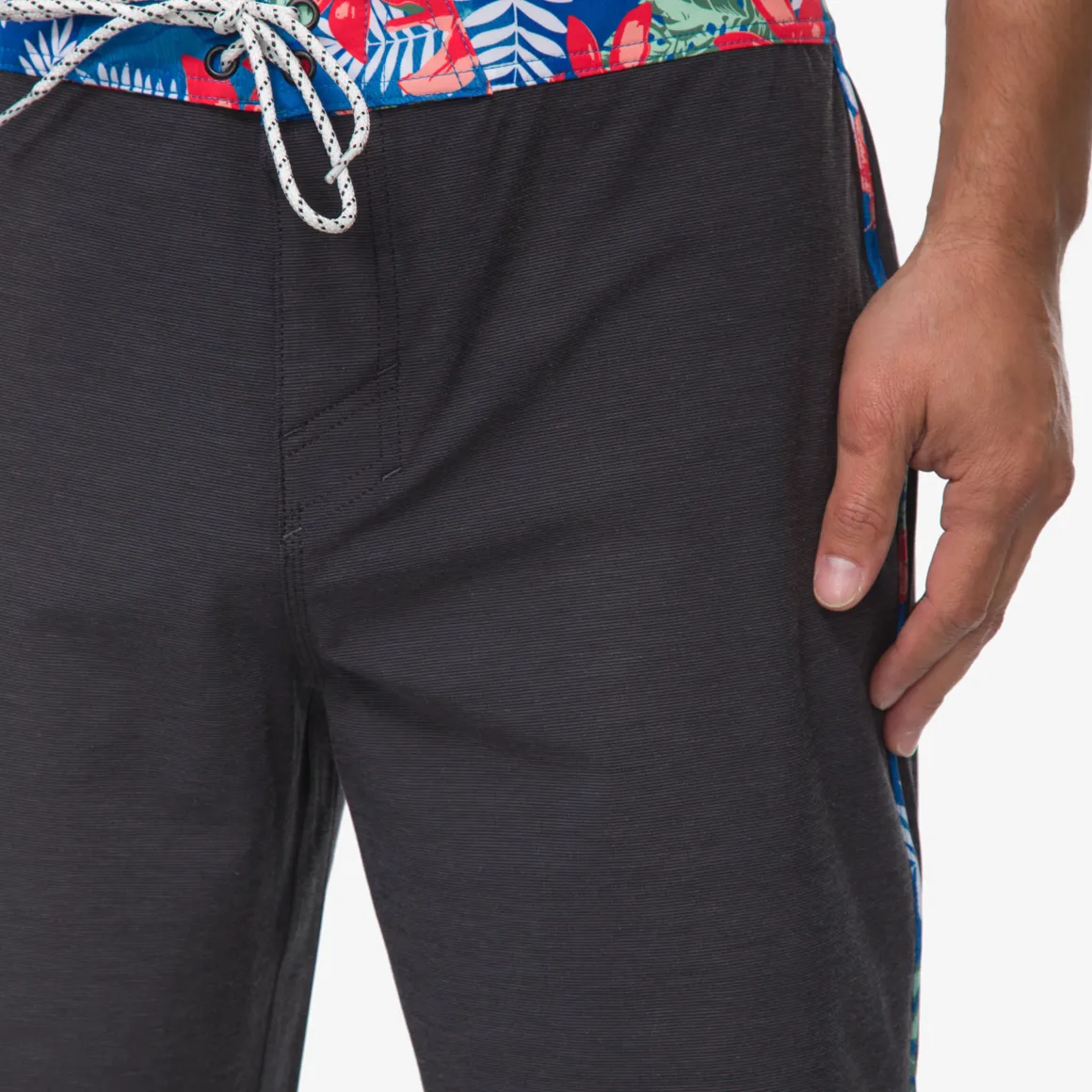 REEF Mullen F/W Wvn Short | Shorts, Boardshorts & Pants