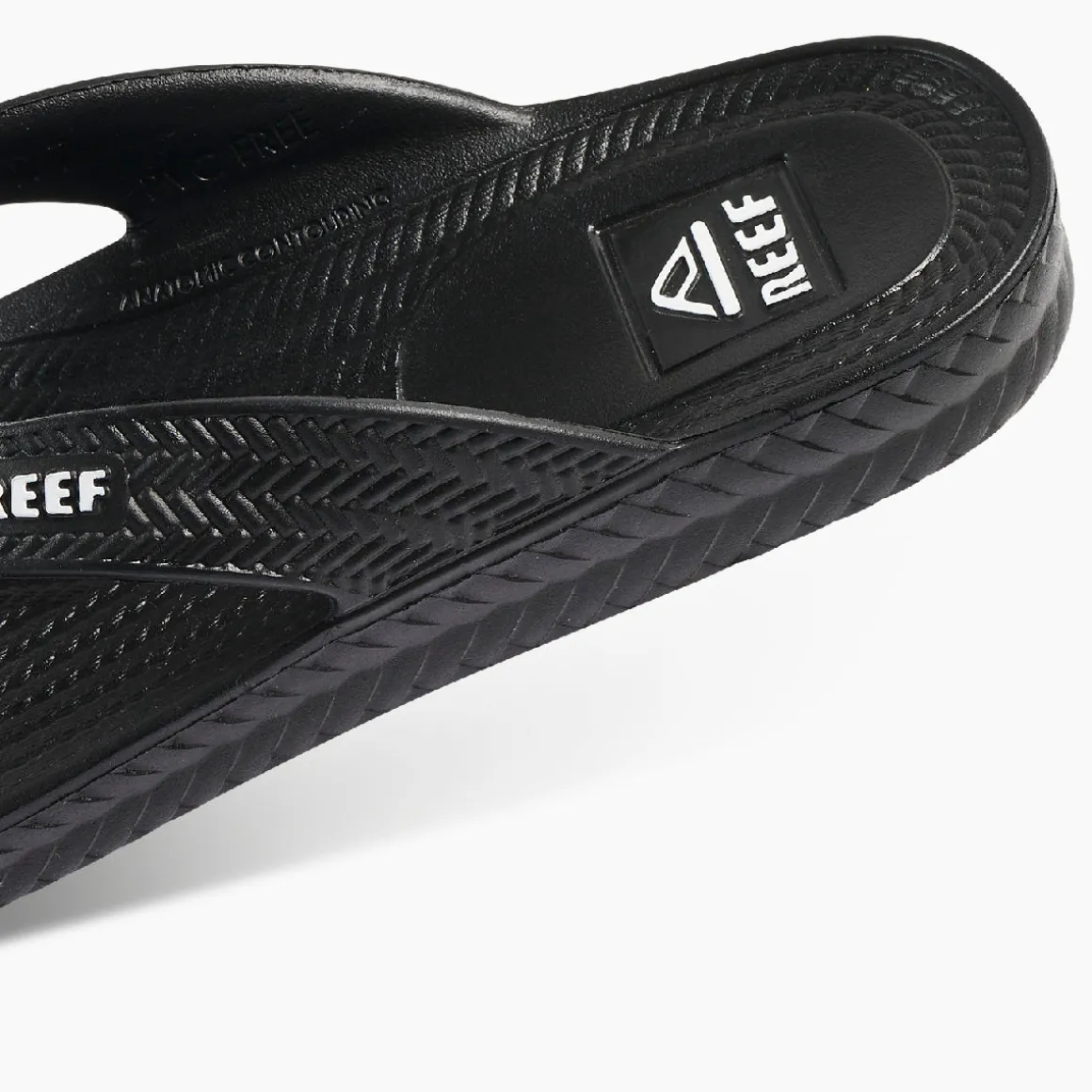 REEF Water Court | Women Flip Flops | Sandals